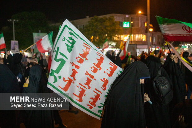 Iranian people denounce US-Israeli aggression, back Leader
