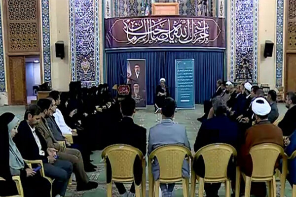 تجلیل از معلمان نمونه آذربایجان شرقی