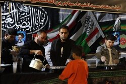 همدلی بی‌مرز در بیرجند؛ روایت همراهی افغانستانی‌ها در شب‌های تجمع