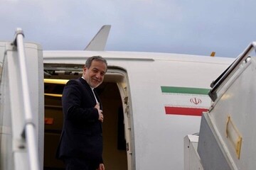 Iran’s top diplomat Araghchi to visit China on Tue. for talks