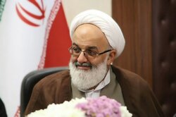 امام جمعه آرادان: کارگران و معلمان فراموش نشوند