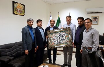 فرماندار دشتی: حمایت همزمان از تولیدکنندگان و کارگران در دستور کار است