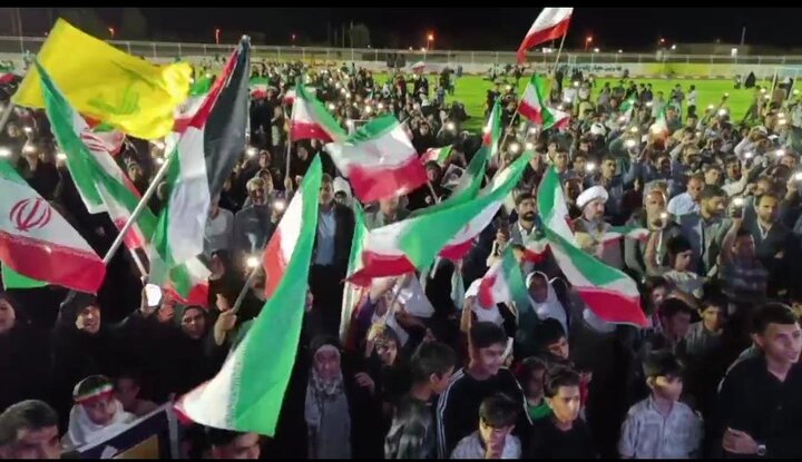 اجتماع باشکوه مردم فهرج در بیعت با مقام معظم رهبری