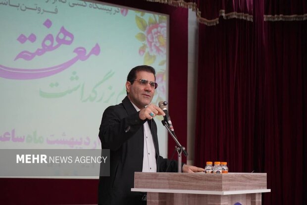 معاون استاندار بوشهر: تضارب آرا و شنیدن نقدها موجب گشایش می شود معاون استاندار بوشهر: تضارب آرا و شنیدن نقدها موجب گشایش می شود
