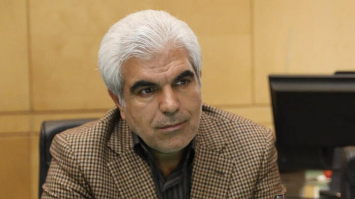 بهانه کمبود ورق برای گرانی خودرو، قابل قبول نیست