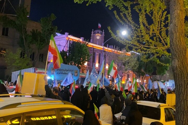 اجتماع فرهنگیان و سمپادی‌های تبریزی در بیعت با رهبری