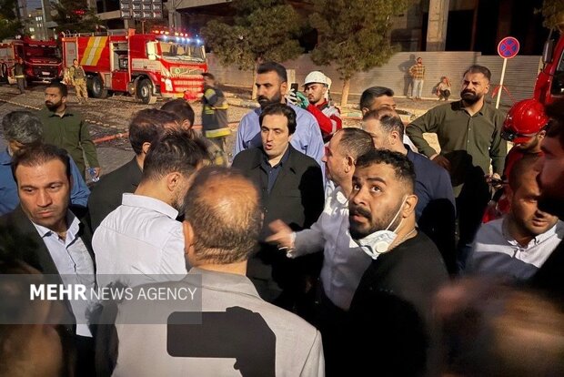 احتمال افزایش فوتی های آتش‌سوزی مجتمع ارغوان اندیشه