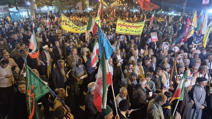 ایران برای نخستین‌بار پس از قرن‌ها در برابر ابرقدرت‌ها ایستاد