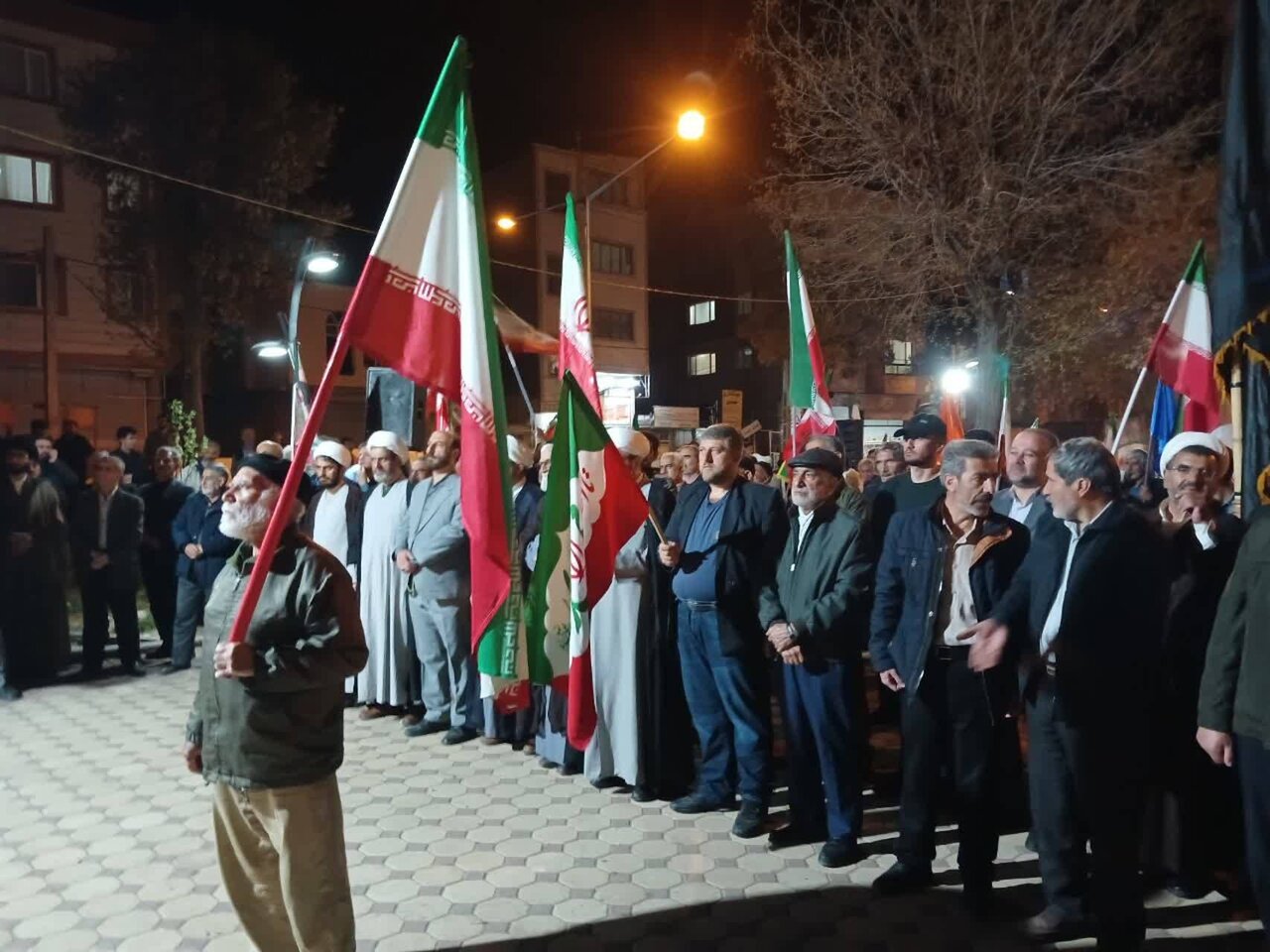 مردم ولایتمدار بیجار در حمایت از انقلاب اسلامی به میدان آمدند