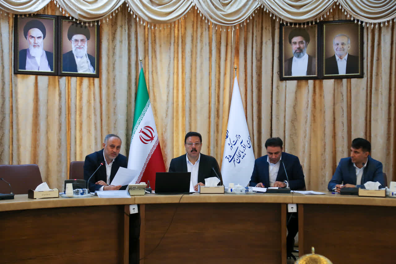 بررسی ۹ دستور کار معدنی و تصویب ۶۰ مصوبه در شورای معادن آذربایجان‌شرقی
