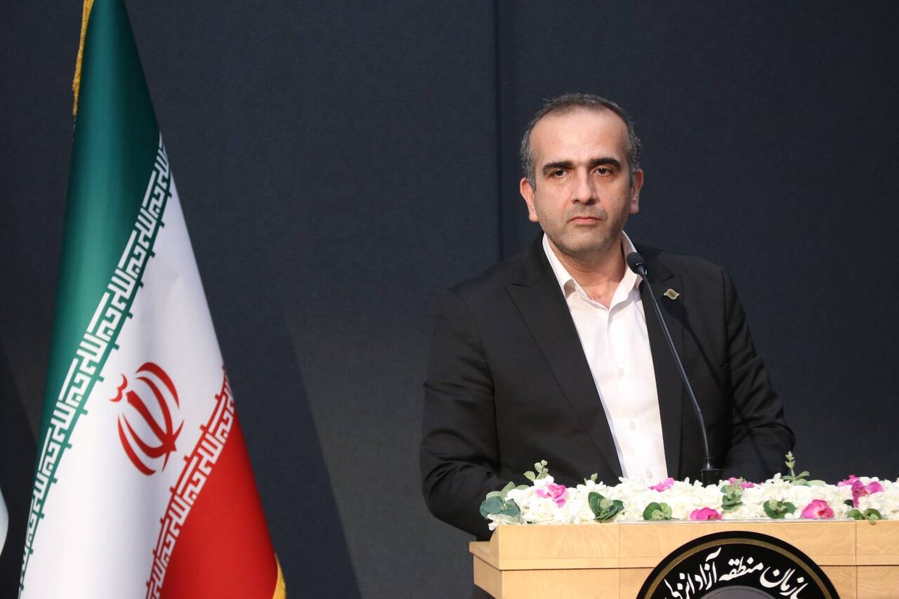 طاعتی مقدم: بهمن صالحنیا با دستان خالی برای ملوان هویت فرهنگی ساخت طاعتی مقدم: بهمن صالحنیا با دستان خالی برای ملوان هویت فرهنگی ساخت