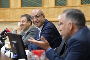 استاندار کرمانشاه: حمایت از تولید اولویت اصلی ستاد تسهیل است