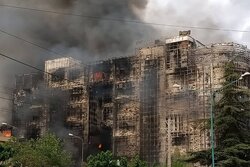 ئاگرکەوتنەوەی تاران 11 کوژراوی لێکەوتەوە