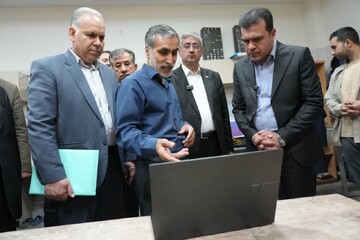 معاون رئیس‌جمهور از شرکت‌های دانش‌بنیان لرستان بازدید کرد