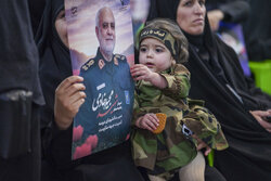 اربعین شهادت سردار شهید مجید خادمی در حرم مطهر شاهچراغ(ع)