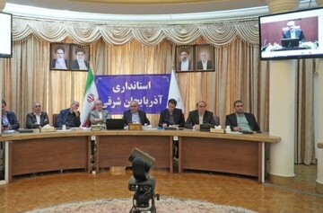 سرمست: آذربایجان شرقی ظرفیت ویژه‌ای برای واردات کالاهای اساسی دارد
