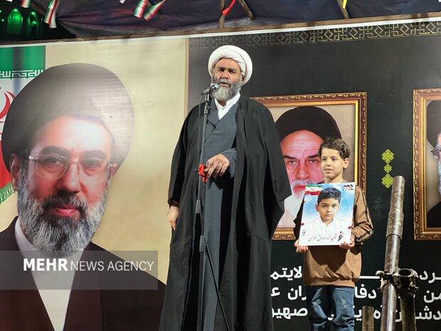 حجت الاسلام غلامی: دشمن در میدان شکست خورده‌ است