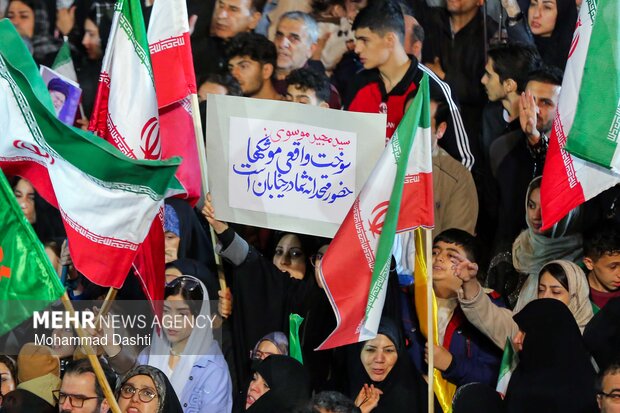شصت وششمین موج حماسه خیابان در اردبیل