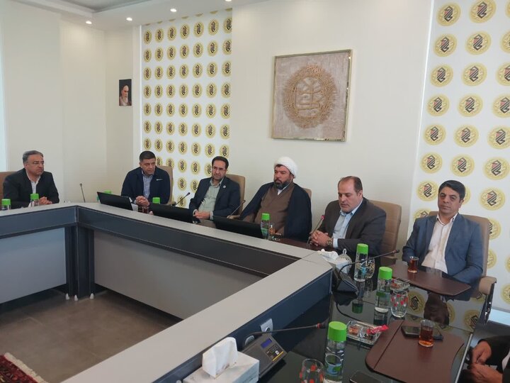 ایجاد بیش از یک هزار مگاوات نیروگاه‌ خورشیدی در ساوه دستور کار است