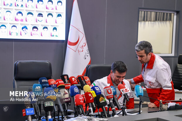 نشست خبری رئیس جمعیت هلال احمر