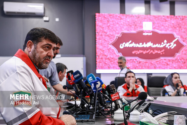 نشست خبری رئیس جمعیت هلال احمر