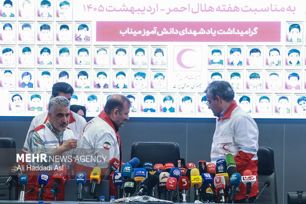 نشست خبری رئیس جمعیت هلال احمر