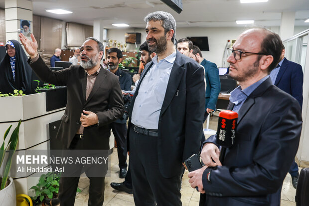 بازدید معاون ارتباطات و اطلاع رسانی دفتر رئیس جمهور از گروه رسانه ای مهر