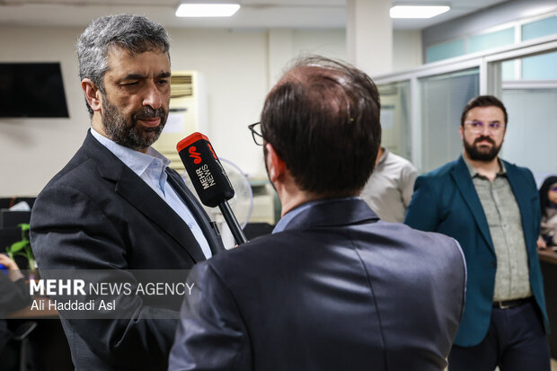 طباطبایی: دولت برای مهار تورم و حمایت معیشتی برنامه دارد