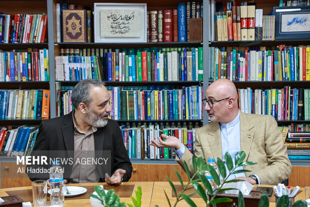 بازدید معاون ارتباطات و اطلاع رسانی دفتر رئیس جمهور از گروه رسانه ای مهر