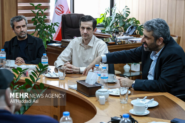 بازدید معاون ارتباطات و اطلاع رسانی دفتر رئیس جمهور از گروه رسانه ای مهر