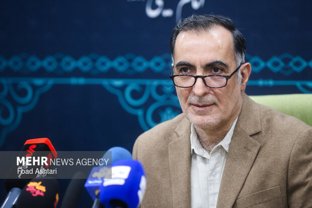 آیین تجلیل از خانواده شهدای هلال احمر در بنیاد شهید