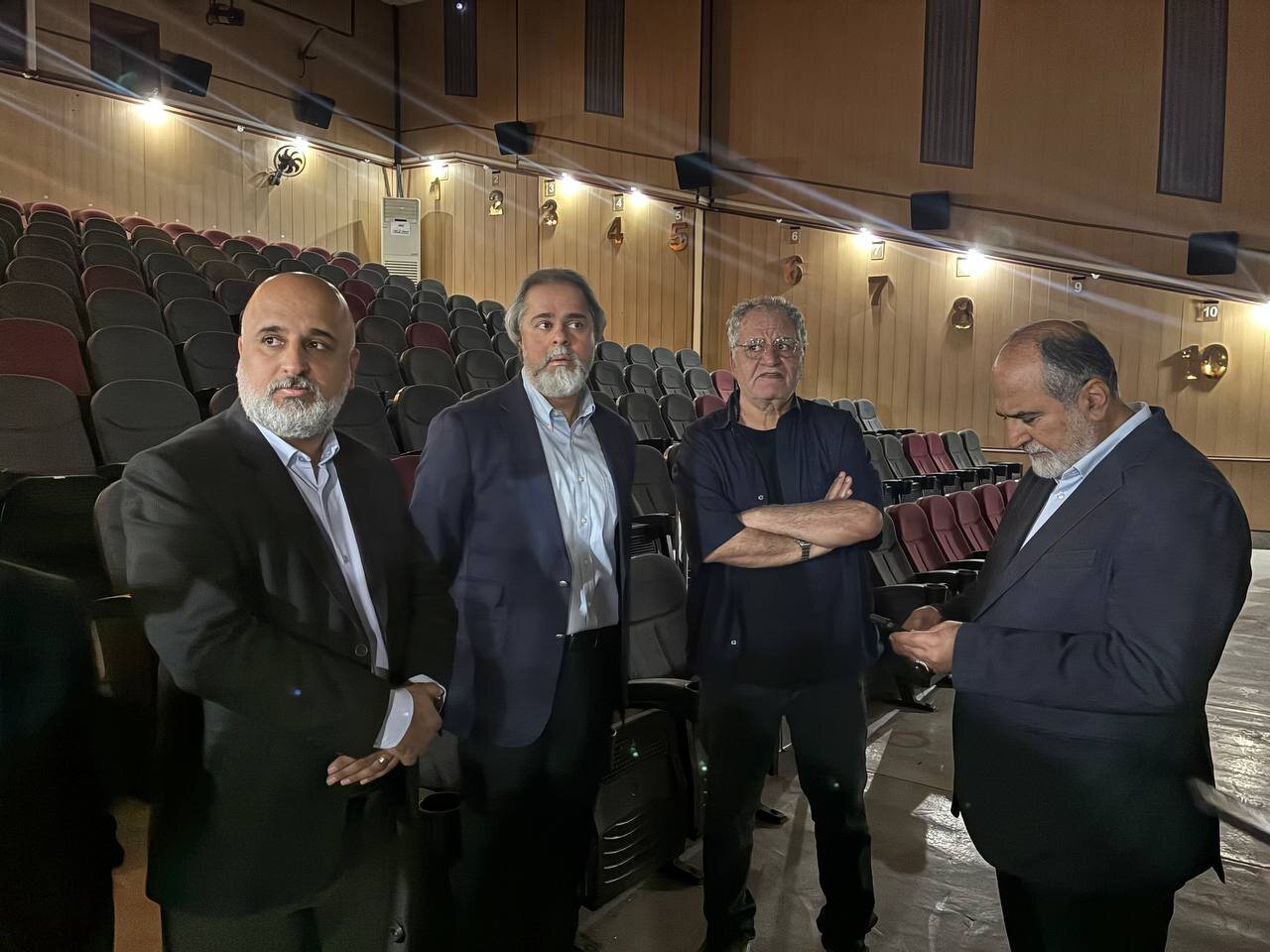 مهر نیوز: جدیدترین اخبار ایران و جهان را از اینجا پیگیری کنید.