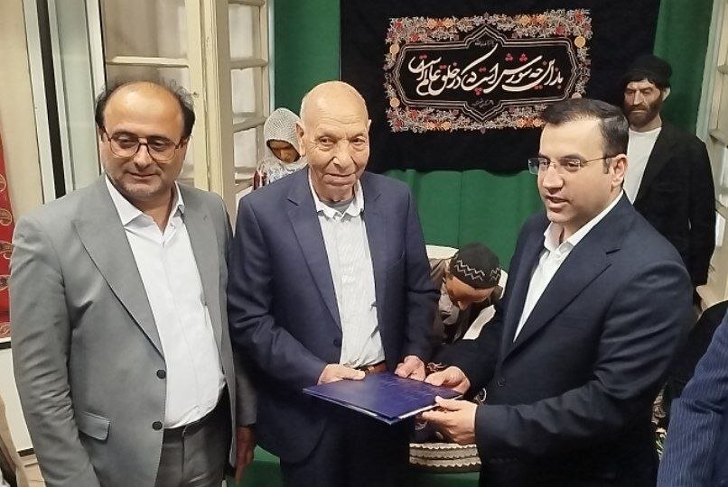 بازدید رئیس سازمان فنی و حرفه ای کشور از موزه رشتی دوزی