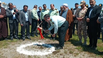آیین کلنگ زنی اماکن انتظامی و منازل سازمانی فراجا در آستارا