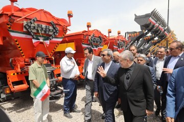 کلنگ‌زنی دو کارخانه بازیافت و کمپوست در مشهد