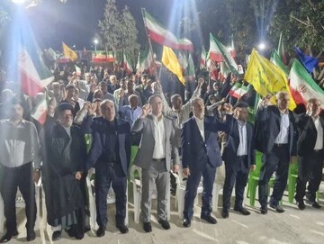 فرماندار تنگستان: همدلی مردم و مسئولان رمز پیروزی ملت ایران است