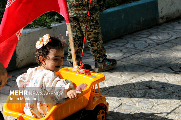 رژه خودرویی استکبارستیزانه کودکان کرمانشاهی