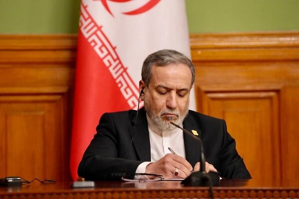 عراقچی خطاب به عون: لبنان را از دست دشمن واقعی خود نجات دهید عراقچی خطاب به عون: لبنان را از دست دشمن واقعی خود نجات دهید