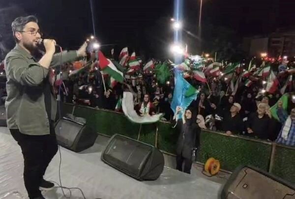 رجزخوانی علیرضا پولاد در جمع مردم بوشهر