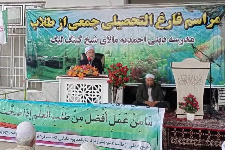 غراوی:حوزه‌های علمیه سنگر اصلی مقابله با جنگ نرم و انحرافات فکری هستند