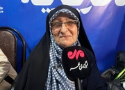روایت مادرانه ناهید خانم از دفاع مقدس؛ میدان را خالی نمی‌کنیم