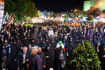 اجتماع پرشور ساوجی‌ها در بیعت با رهبر معظم انقلاب