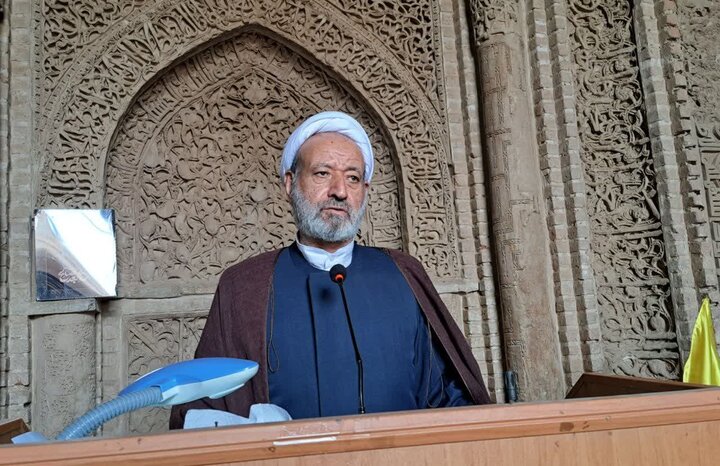 امام جمعه اردستان: سپاه اسلام بر تنگه هرمز سلطه قدرتمندانه‌ دارد