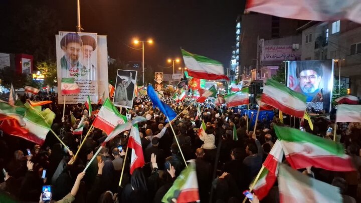 نکا غرق در شکوه حضور