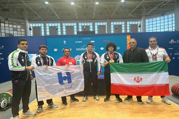 تیم وزنه‌برداری جوانان ایران قهرمان جهان شد