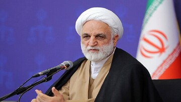 رئيس القضاء: دعم العدو بأي شكل من الأشكال هو معاداة لإيران وخيانة للوطن