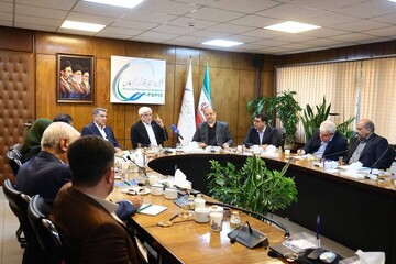 عارف: يجب وضع الخطط مع مراعاة مكانة إيران كقوة عظمى في العالم