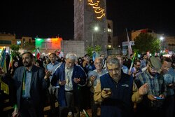 اقامه نماز استغاثه در مشهد