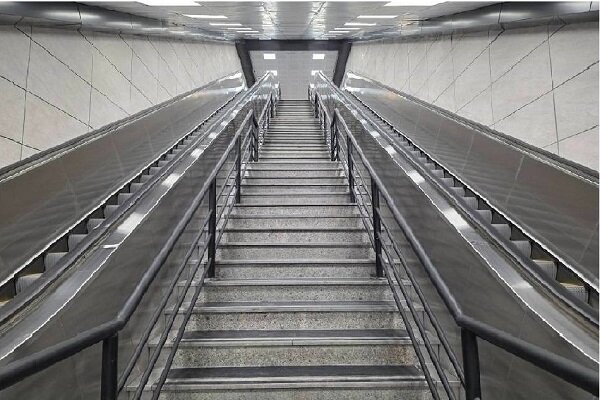 تعداد پله‌برقی‌های مترو تهران به ۱۳۶۶ دستگاه رسید