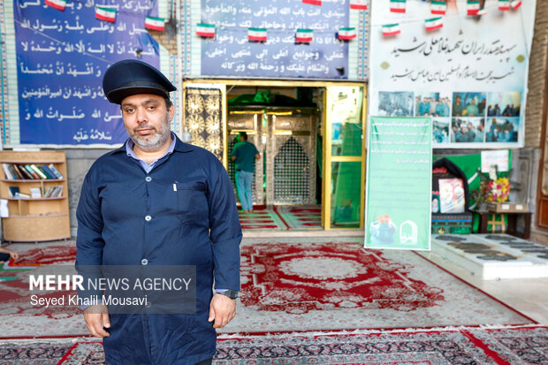 آیین حضور تولیت آستان قدس علوی در آستان مقدس حضرت محمدبن موسی الکاظم (سبزقبا) دزفول